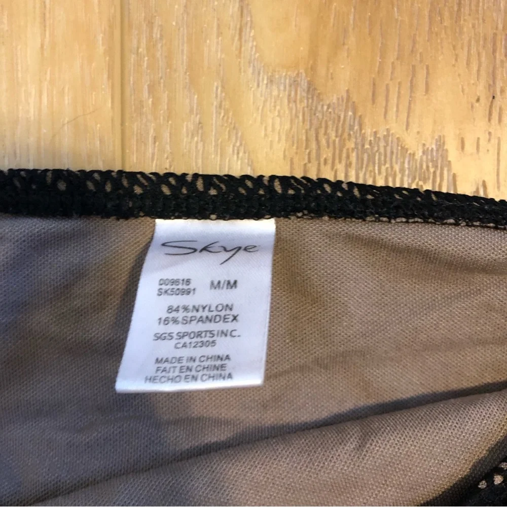 Skye Black Bikini - Picture 4 of 5